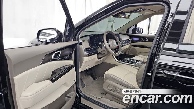 Kia Canival 2023 — photo 13