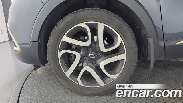 Renault Korea QM3 2016 — photo 5