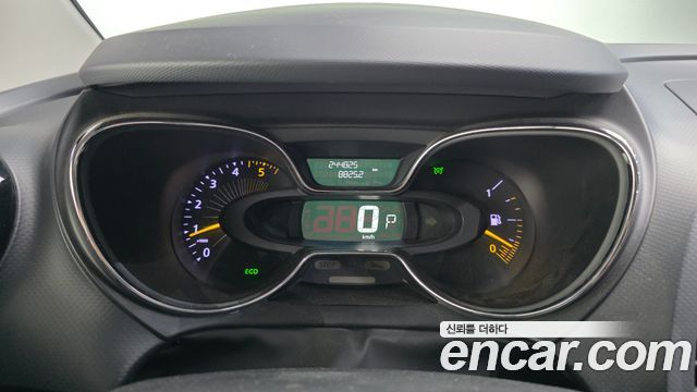 Renault Korea QM3 2016 — photo 8