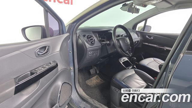 Renault Korea QM3 2016 — photo 10