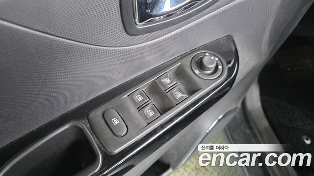 Renault Korea QM3 2016 — photo 17