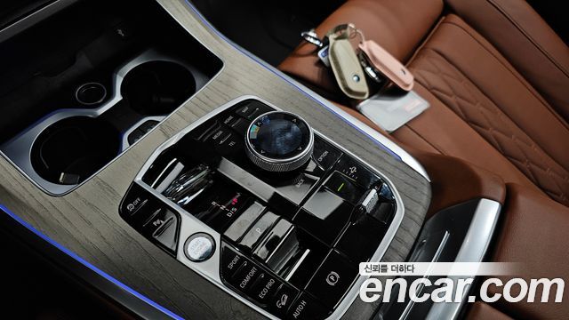 BMW X7 2025 — photo 12