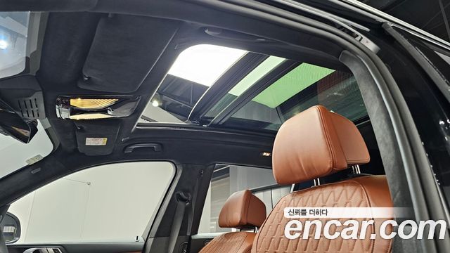 BMW X7 2025 — photo 23