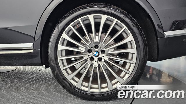 BMW X7 2025 — photo 7
