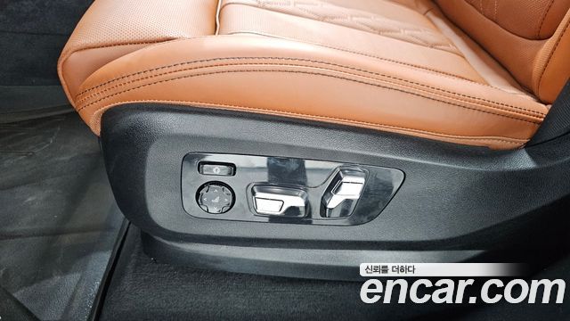 BMW X7 2025 — photo 30