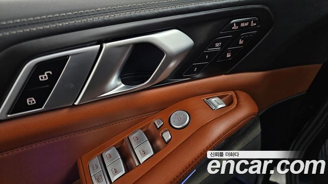 BMW X7 2025 — photo 39