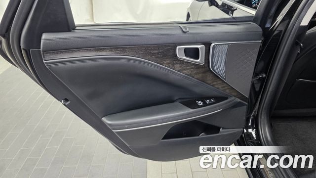 Kia K8 2023 — photo 15