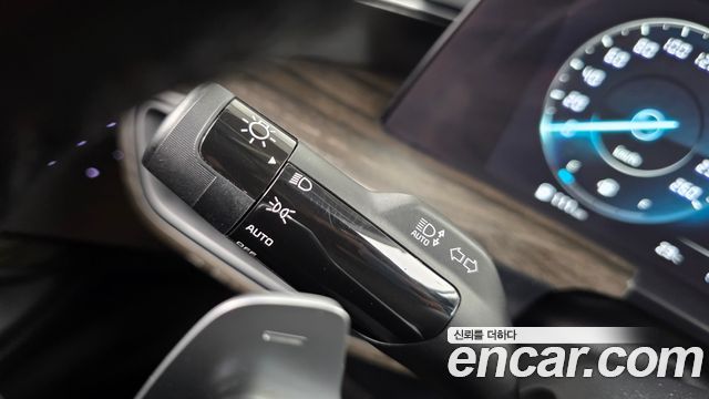 Kia K8 2023 — photo 29