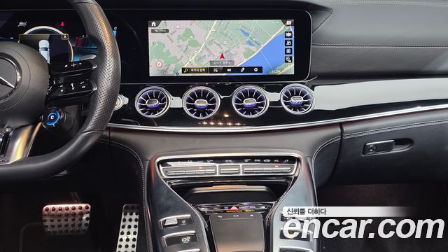 Mercedes-Benz AMG GT 2022 — photo 19