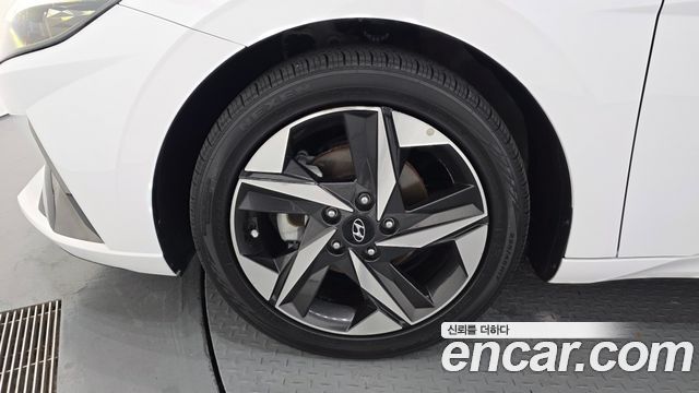 Hyundai AVANTE 2021 — photo 5