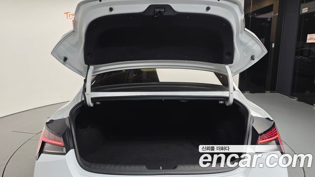 Hyundai AVANTE 2021 — photo 20