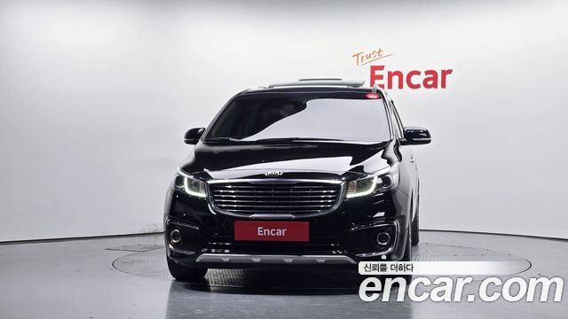 Kia Canival 2018 — photo 3