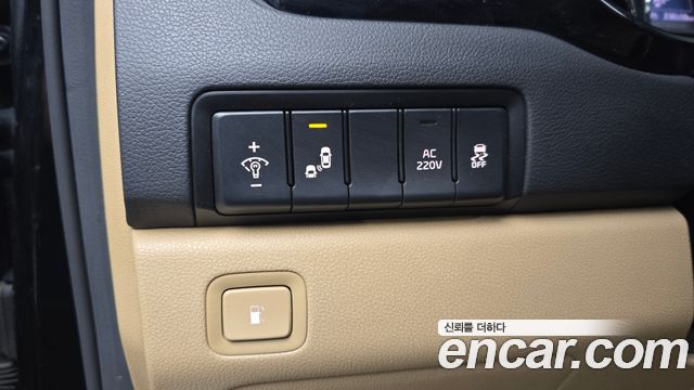 Kia Canival 2018 — photo 14