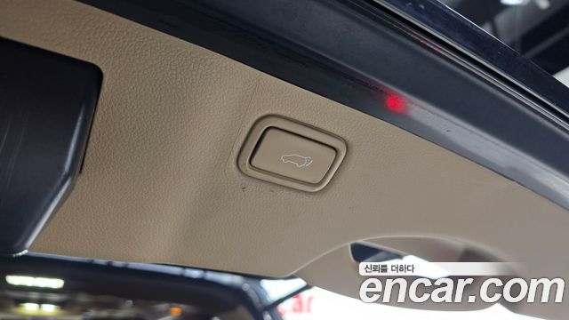 Kia Canival 2018 — photo 19