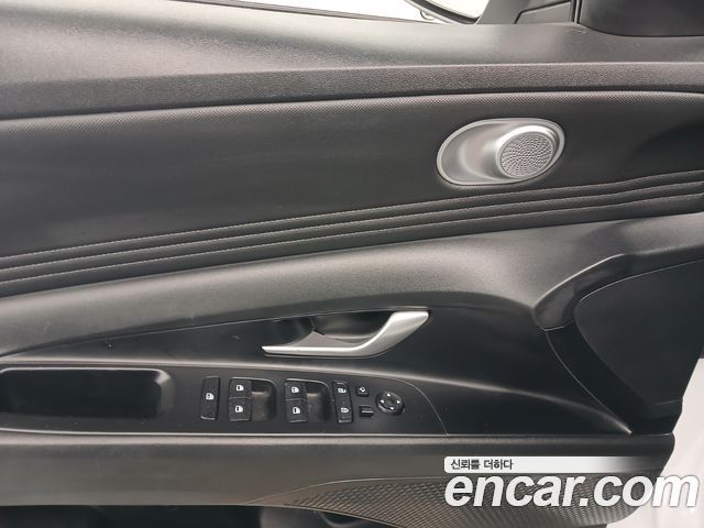 Hyundai AVANTE 2021 — photo 13
