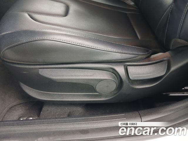 Hyundai AVANTE 2021 — photo 26