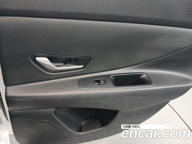 Hyundai AVANTE 2021 — photo 15