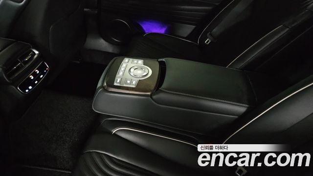 Genesis G80 2021 — photo 11