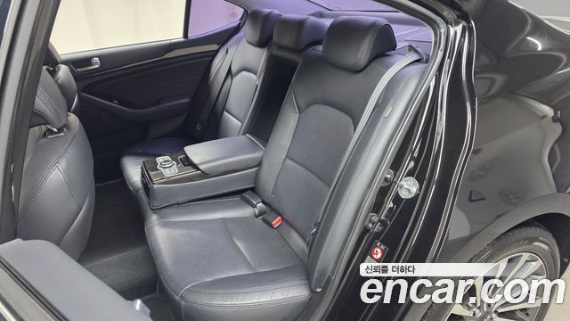 Kia K7 2013 — photo 18