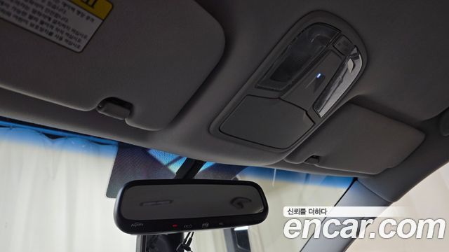 Kia K7 2013 — photo 24