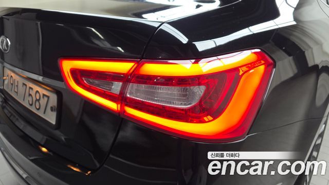 Kia K7 2013 — photo 9