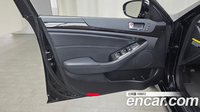 Kia K7 2013 — photo 14