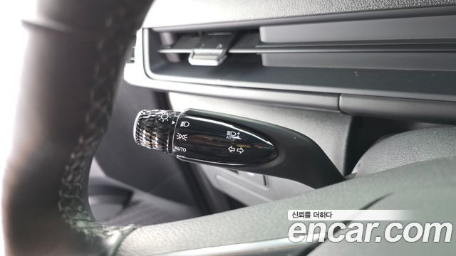 Hyundai Staria 2025 — photo 27