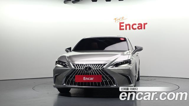 Lexus ES 2026 — photo 3