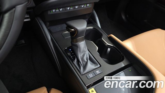 Lexus ES 2026 — photo 9
