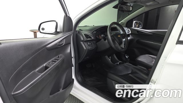 Chevrolet Korea Spark 2022 — photo 13