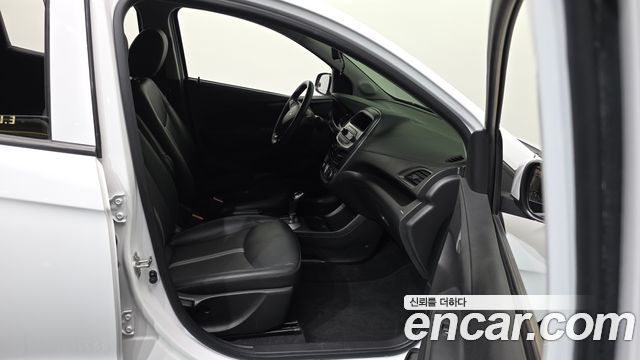 Chevrolet Korea Spark 2022 — photo 17
