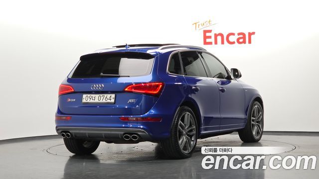 Audi SQ5 2016 — photo 2
