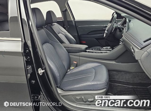 Hyundai Sonata 2023 — photo 9