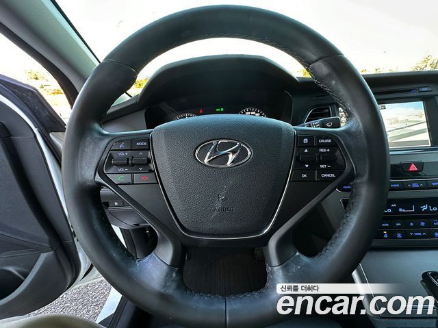 Hyundai Sonata 2015 — photo 14