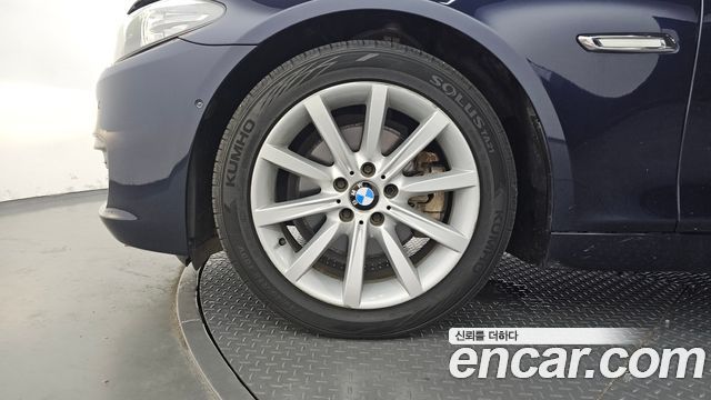 BMW 5-Series 2014 — photo 5