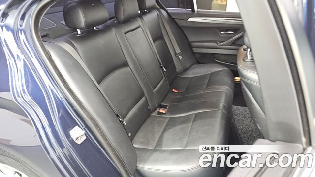 BMW 5-Series 2014 — photo 11