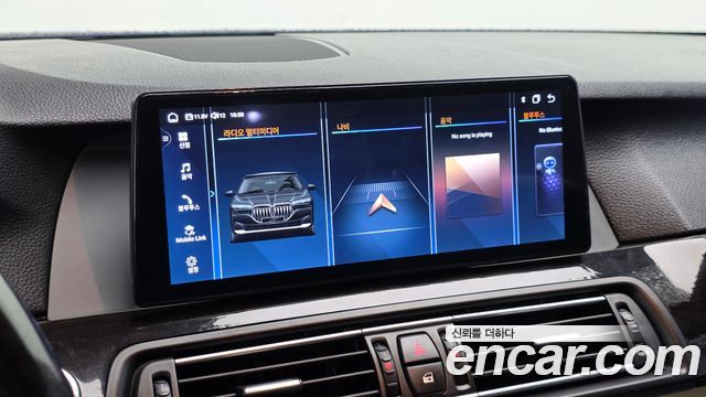 BMW 5-Series 2014 — photo 13
