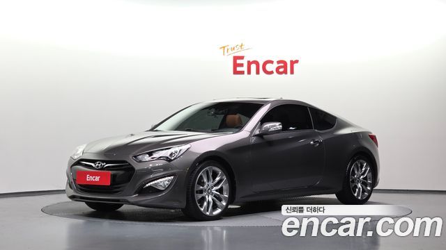 Hyundai Genesis 2012 — photo 1