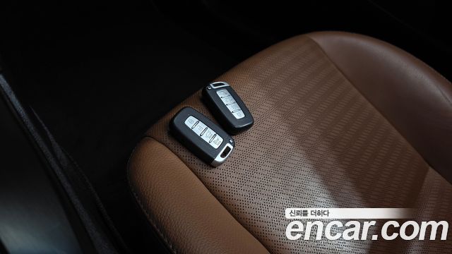 Hyundai Genesis 2012 — photo 17