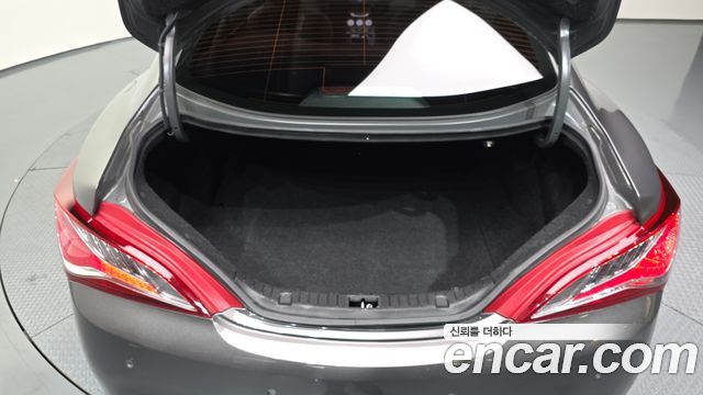 Hyundai Genesis 2012 — photo 20