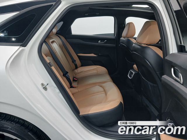 Kia K5 2020 — photo 17