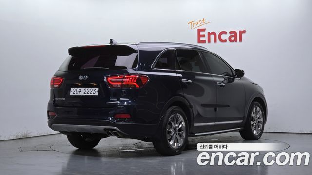 Kia Sorento 2019 — photo 2
