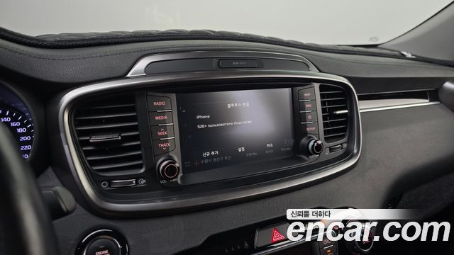 Kia Sorento 2019 — photo 21