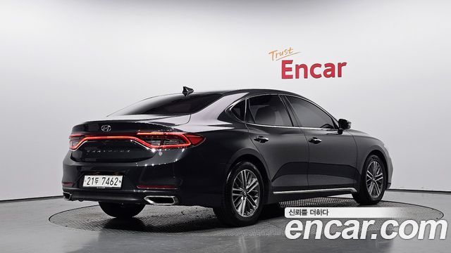 Hyundai Grandeur 2017 — photo 2