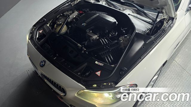 BMW 5-Series 2014 — photo 6
