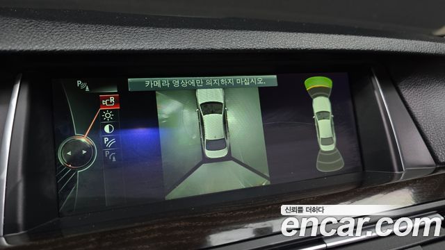 BMW 5-Series 2014 — photo 16