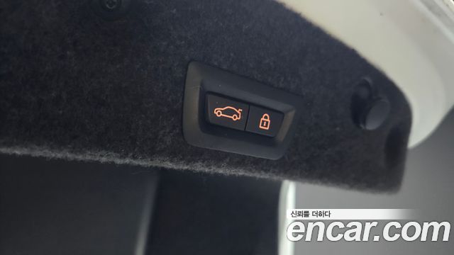 BMW 5-Series 2014 — photo 20