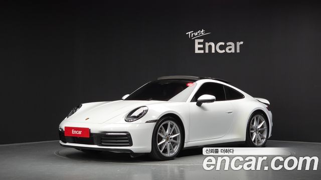 Porsche 911 2020 — photo 1