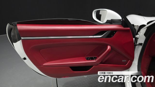 Porsche 911 2020 — photo 14
