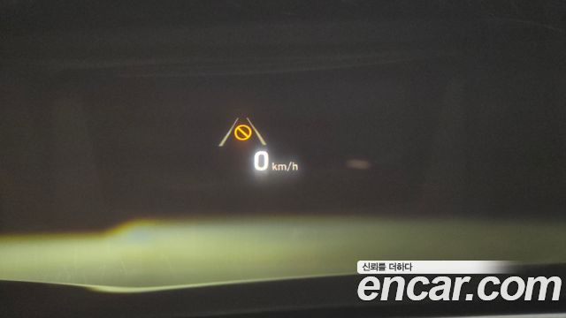 Genesis G80 2017 — photo 22